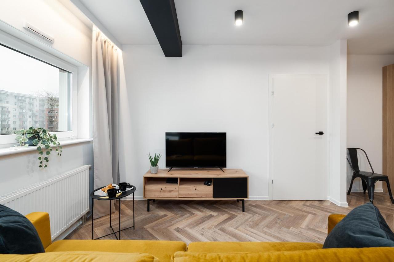 Loft Style Opienskiego With Parking By Renters